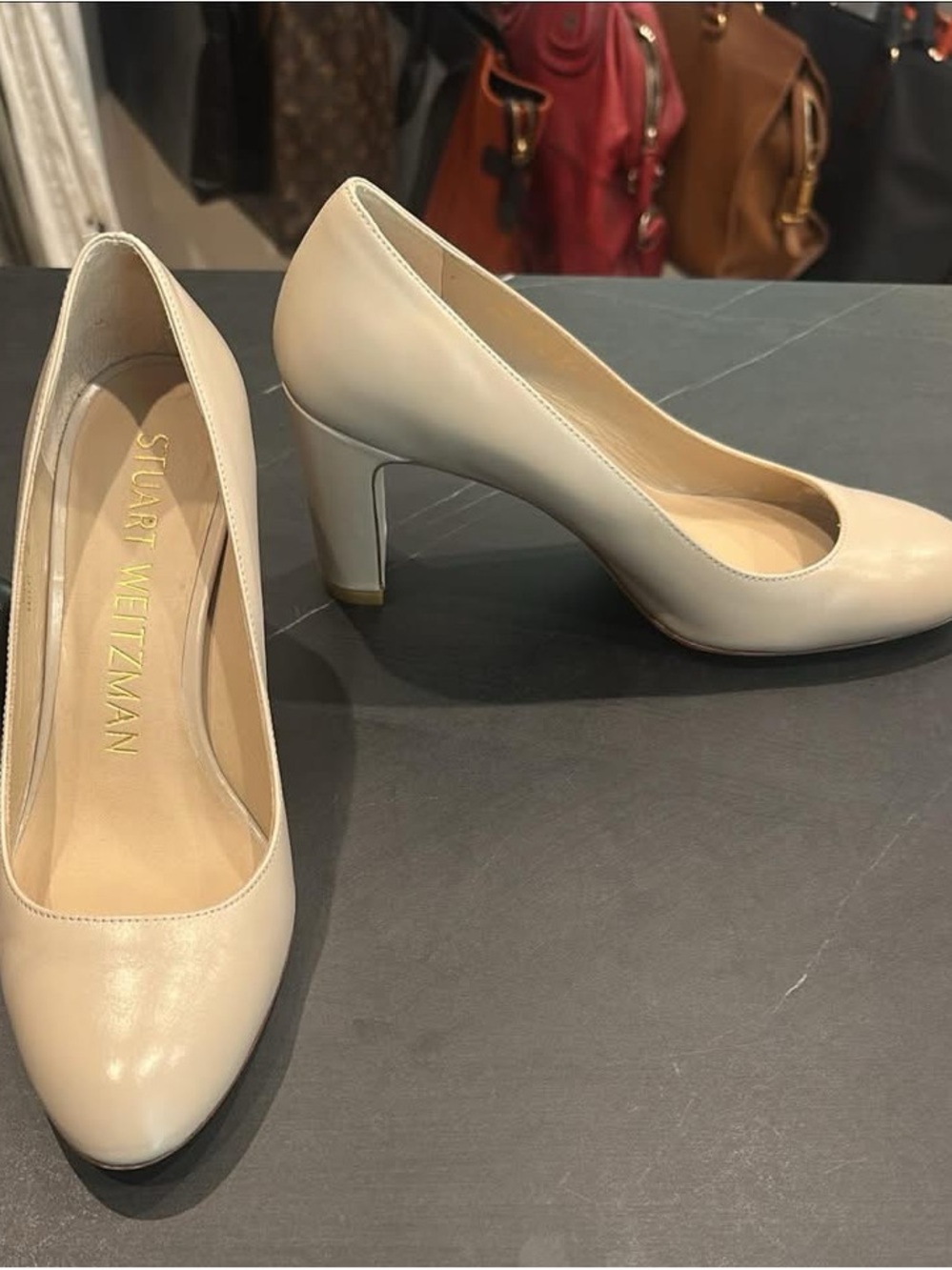 Stuart Weitzman Cream Leather Classic Mid-Heel Pumps